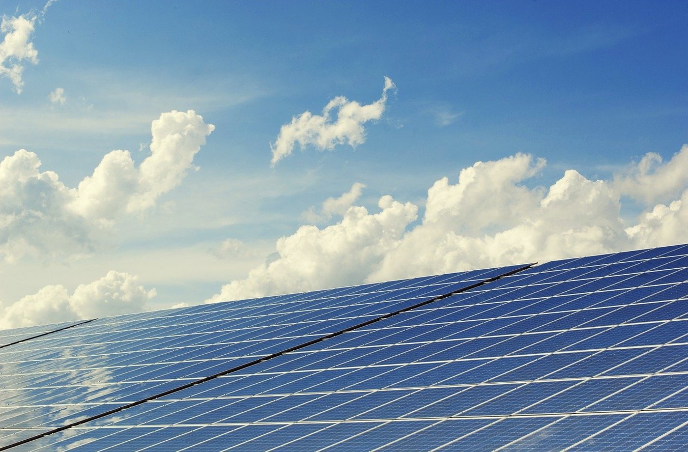 Der Bund hat mit seinen neuen Anreizen vor allem Solaranlagen auf Einfamilienhäusern im Fokus. (Bild Pixabay)