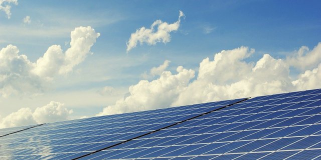 Der Bund hat mit seinen neuen Anreizen vor allem Solaranlagen auf Einfamilienhäusern im Fokus. (Bild Pixabay)