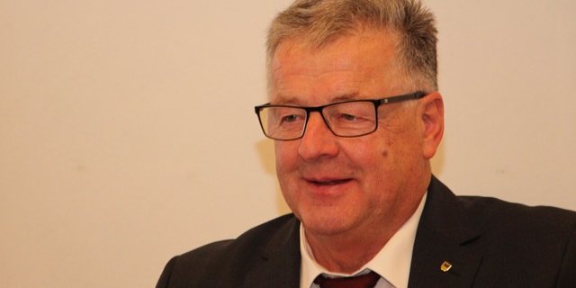 Ruedi Zgraggen ist Präsident des Schweizerischen Raufutterverbandes. (Bild rü)