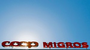 In luftiger Höhe: Di In luftiger Höhe: Die Margen von Coop und Migros sind, wie man schon lange befürchtet, äusserst stattlich und grösser als diejenigen der inländischen Konkurrenz.