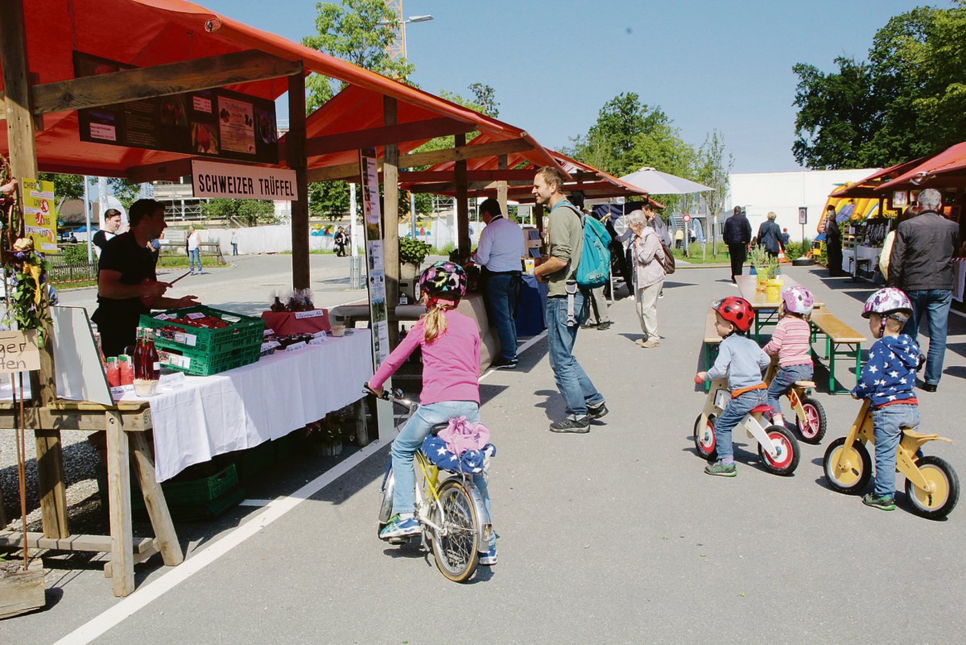 Der vielfältige Markt auf dem Arenenberg hatte für jeden Geschmack etwas zu bieten.