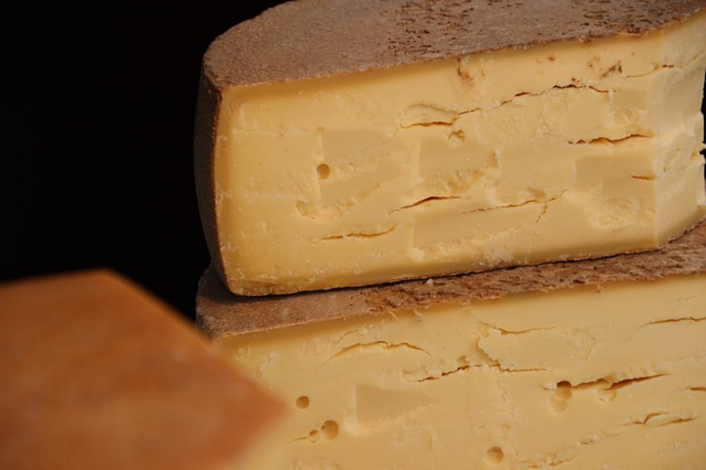 Milchfermente für die Herstellung von Schweizer Käse kommen bisher von Agroscope. (Bild Pixabay)