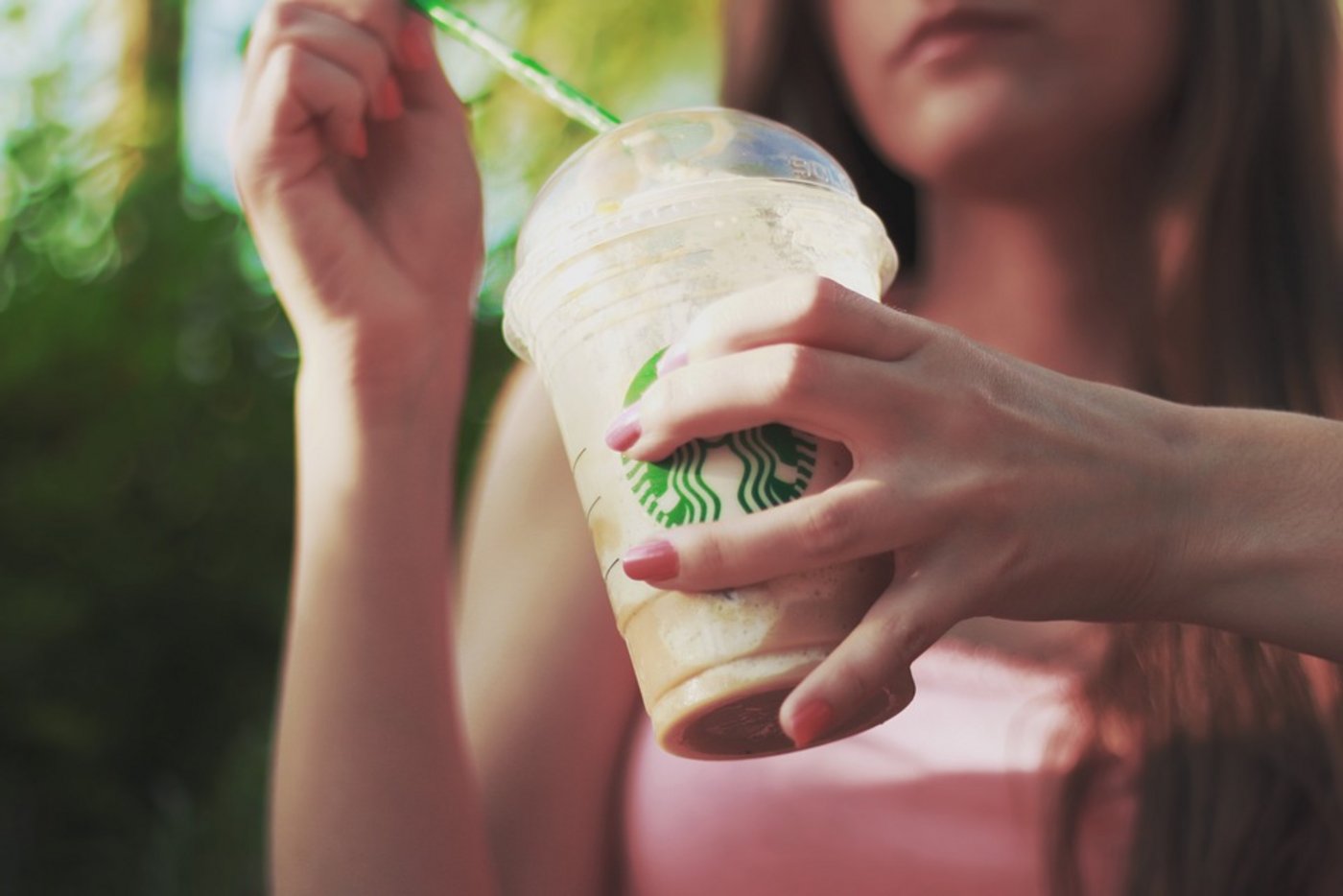 Der Eiskaffee von Starbucks ist ein beliebtes Lifestyleprodukt. (Bild Pixabay)
