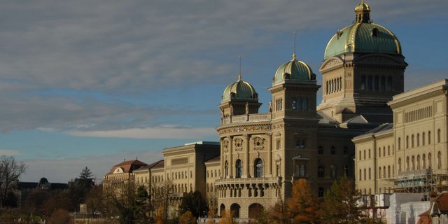 Wer darf in den nänchsten vier Jahren in Bern mitentscheiden? Es sind rund 200 National- und 46 Ständeräte.