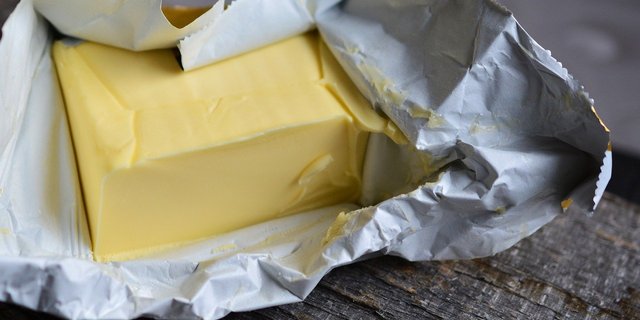 Big-M ist der Meinung, dass die Milchbauern von der Butterknappheit endlich profitieren sollten. (Bild pixabay)