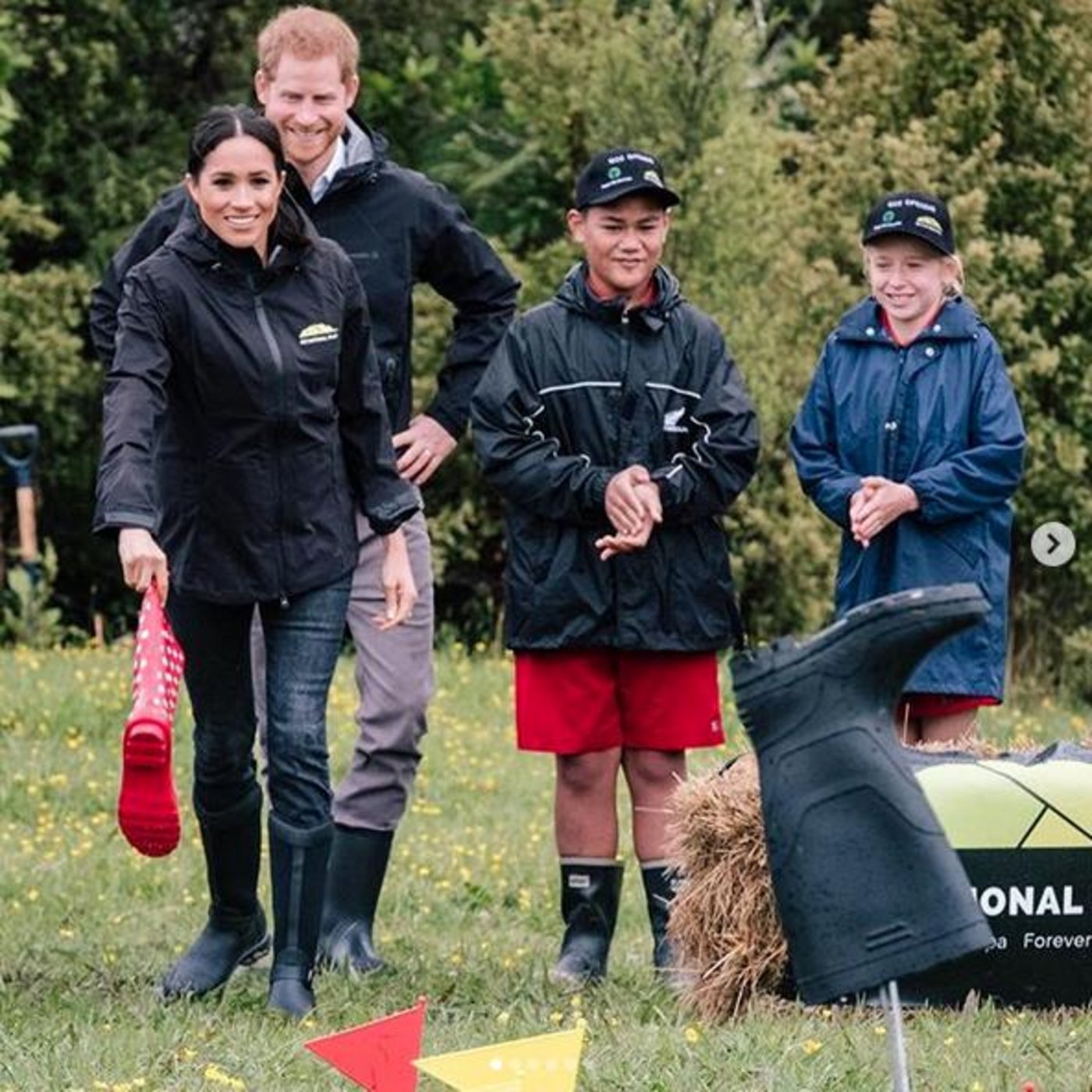 Meghan, die Herzogin von Sussex, hat offenbar den besseren Schuss als ihr Mann Prinz Harry. (Bild Kensington Palace/Twitter)