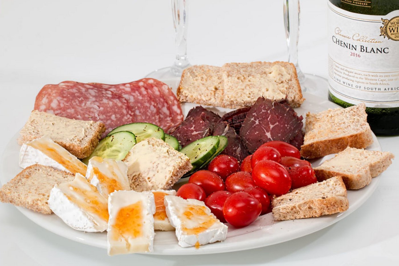 Schweizer konsumieren weniger Schweinefleisch, Konsummilch, Hartkäse, Getreide, Zucker und alkoholhaltige Getränke. (Bild pd)