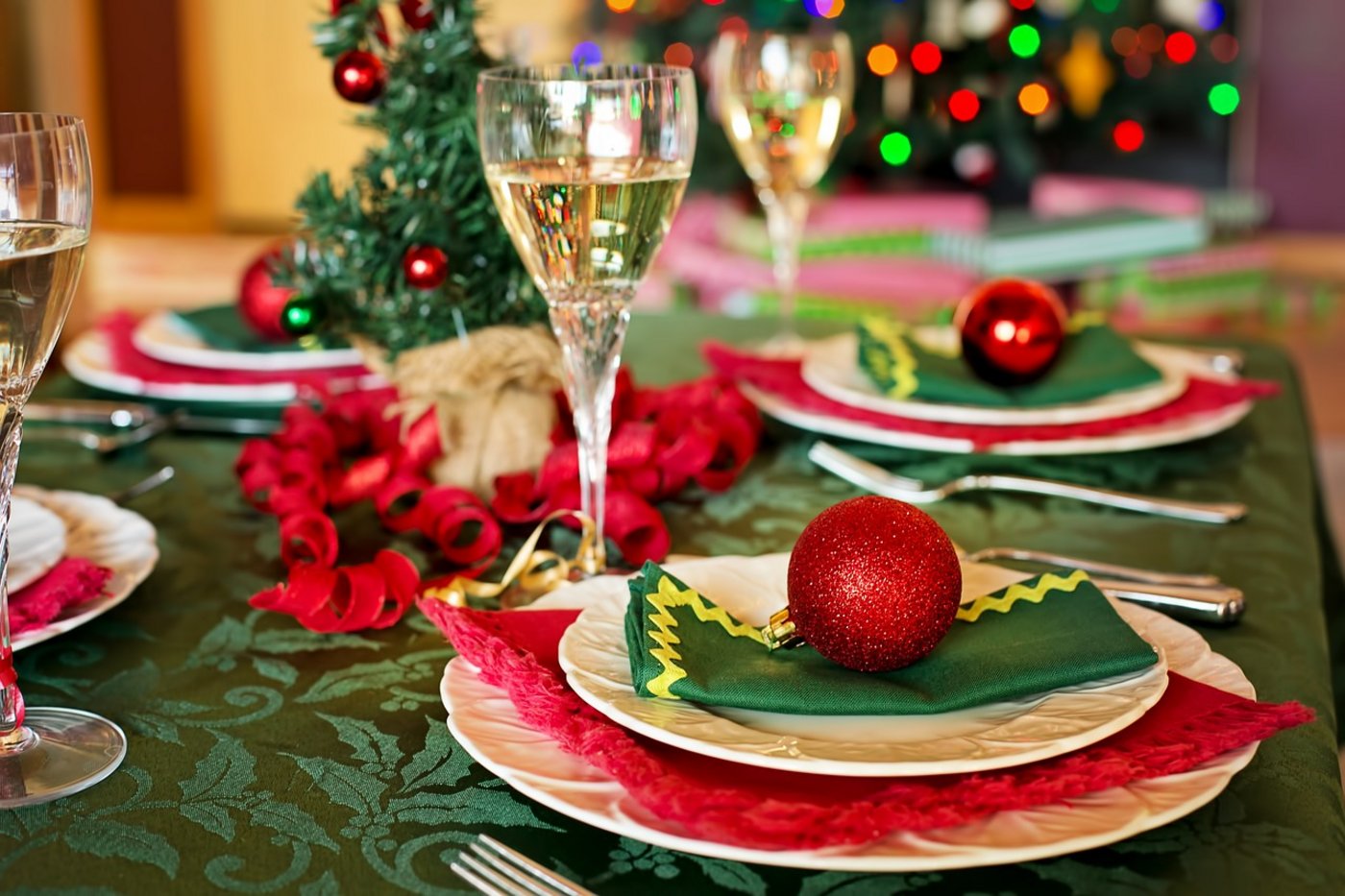 Gedeckte Weihnachtstafel. (Bild Pixabay)
