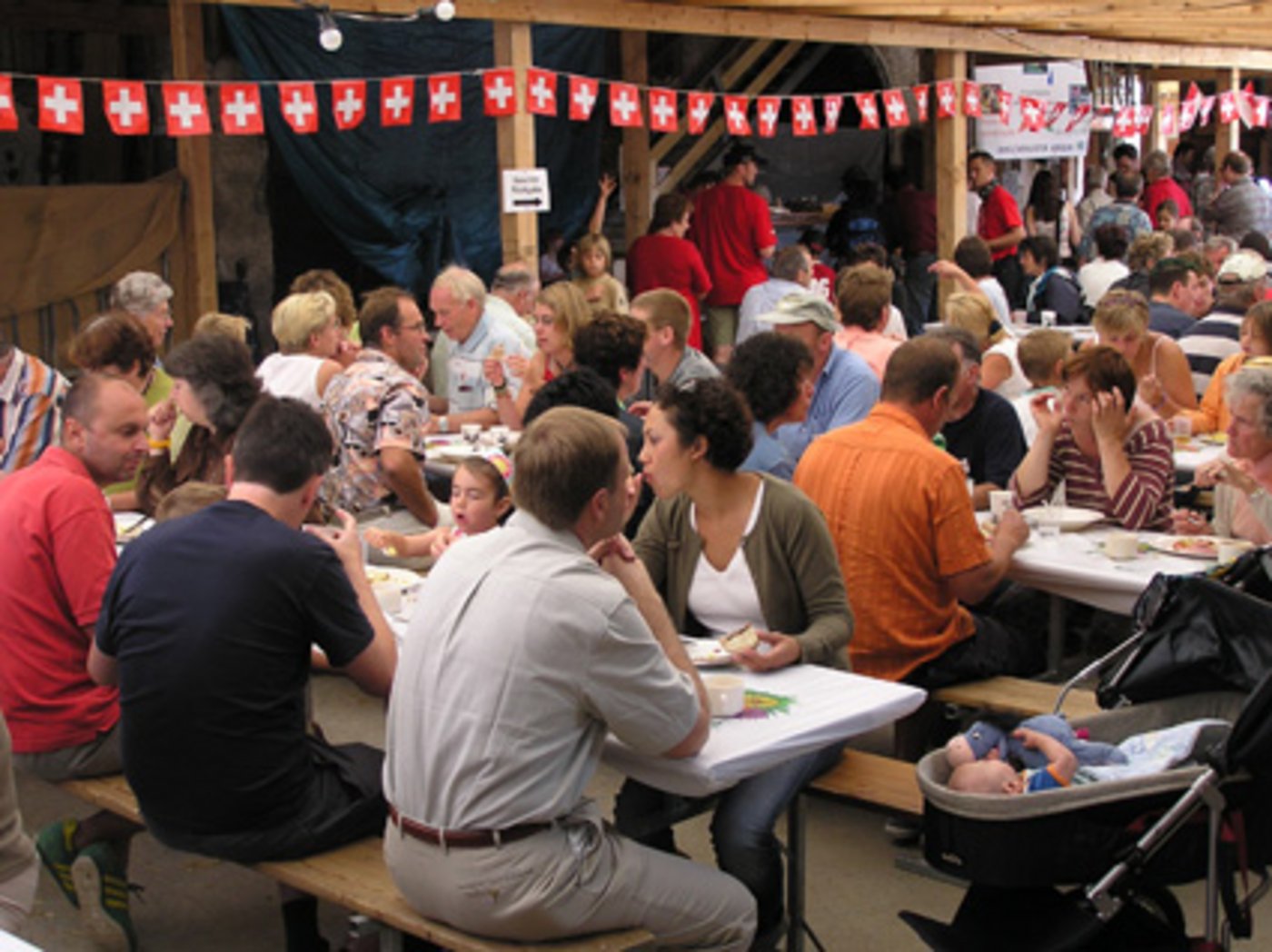 Beliebt: 1. August-Brunch auf dem Bauernhof. (Bild lid)