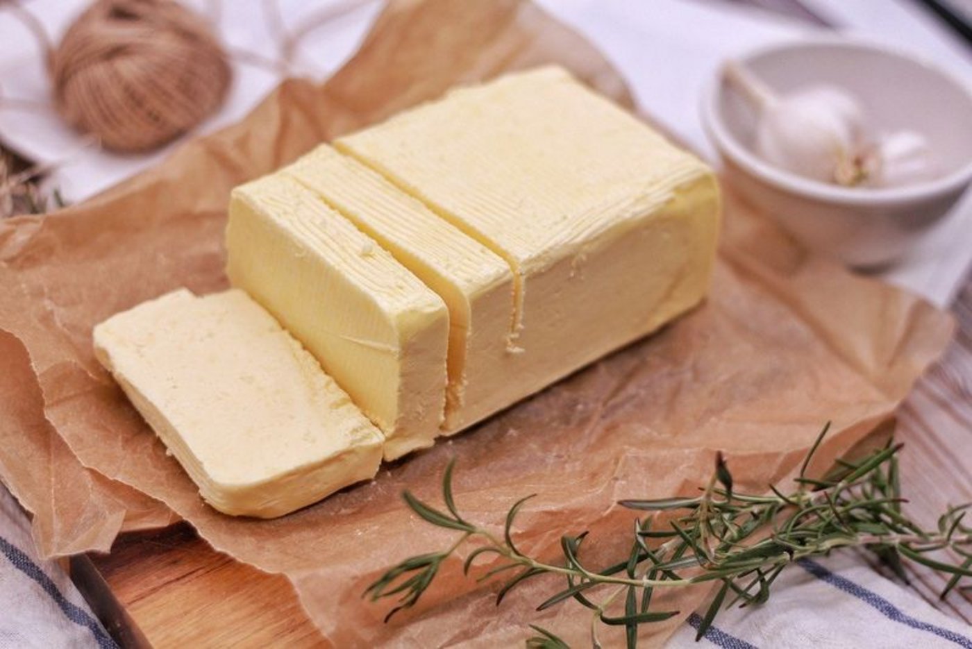 Aldi will die Butterpreise senken - das verstehen viele Produzenten in Deutschland nicht. (Bild rodeopix/Pixabay)