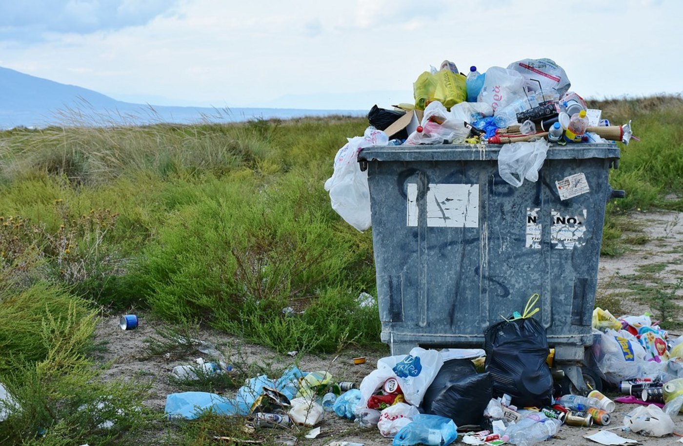 Der sehr langlebige Plastikmüll gilt als ein Hauptgrund für die Verschmutzung der Weltmeere. (Bild Pixabay)