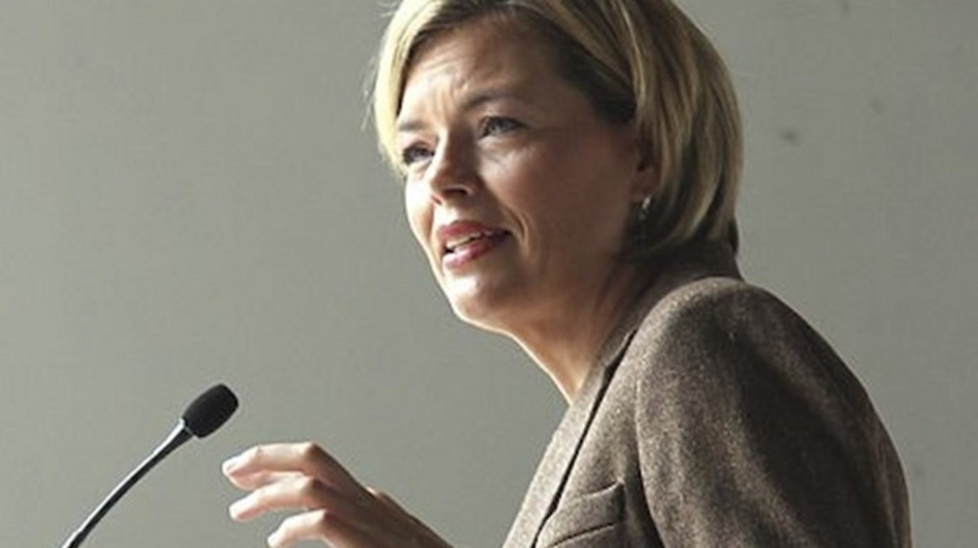 "Auf der einen Seite wollen wir höhere Tierwohlstandards haben, aber als Verbraucher nicht mehr Geld dafür ausgeben", kritisierte Julia Klöckner. (Bild Lothar Spurzem)