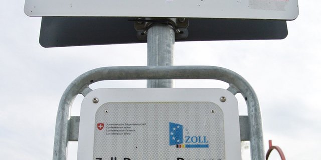 Autofahrerinnen und Autofahrer, die von der Autobahn A7 kommen, können ihr Auto an der Schänzlehalle parkieren und mit dem Shuttlebus in die Innenstadt weiterfahren. (Bild zVg)