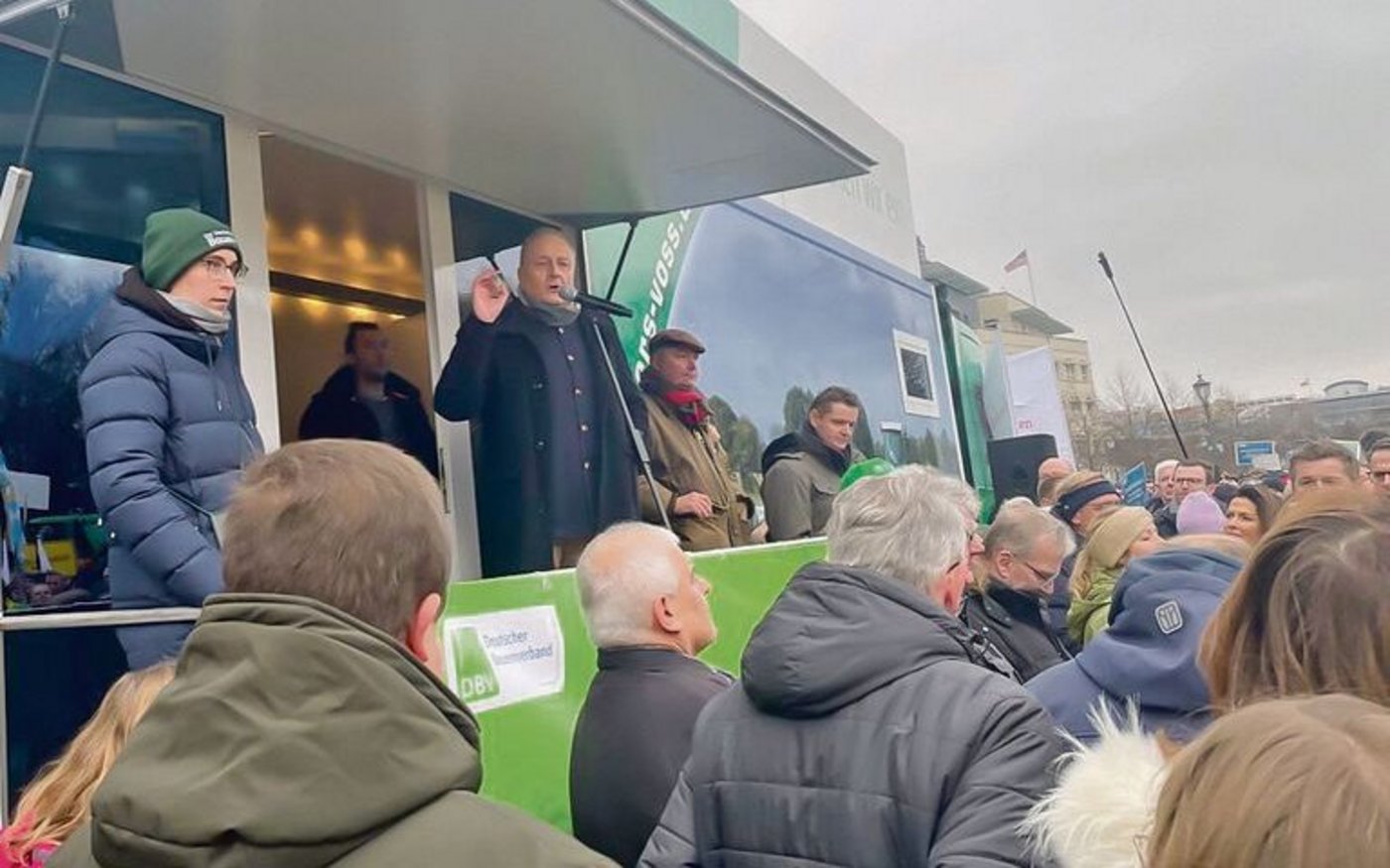 An zahlreichen Reden im Land äussern die Landwirte und bäuerliche Vertreter ihren Unmut. 