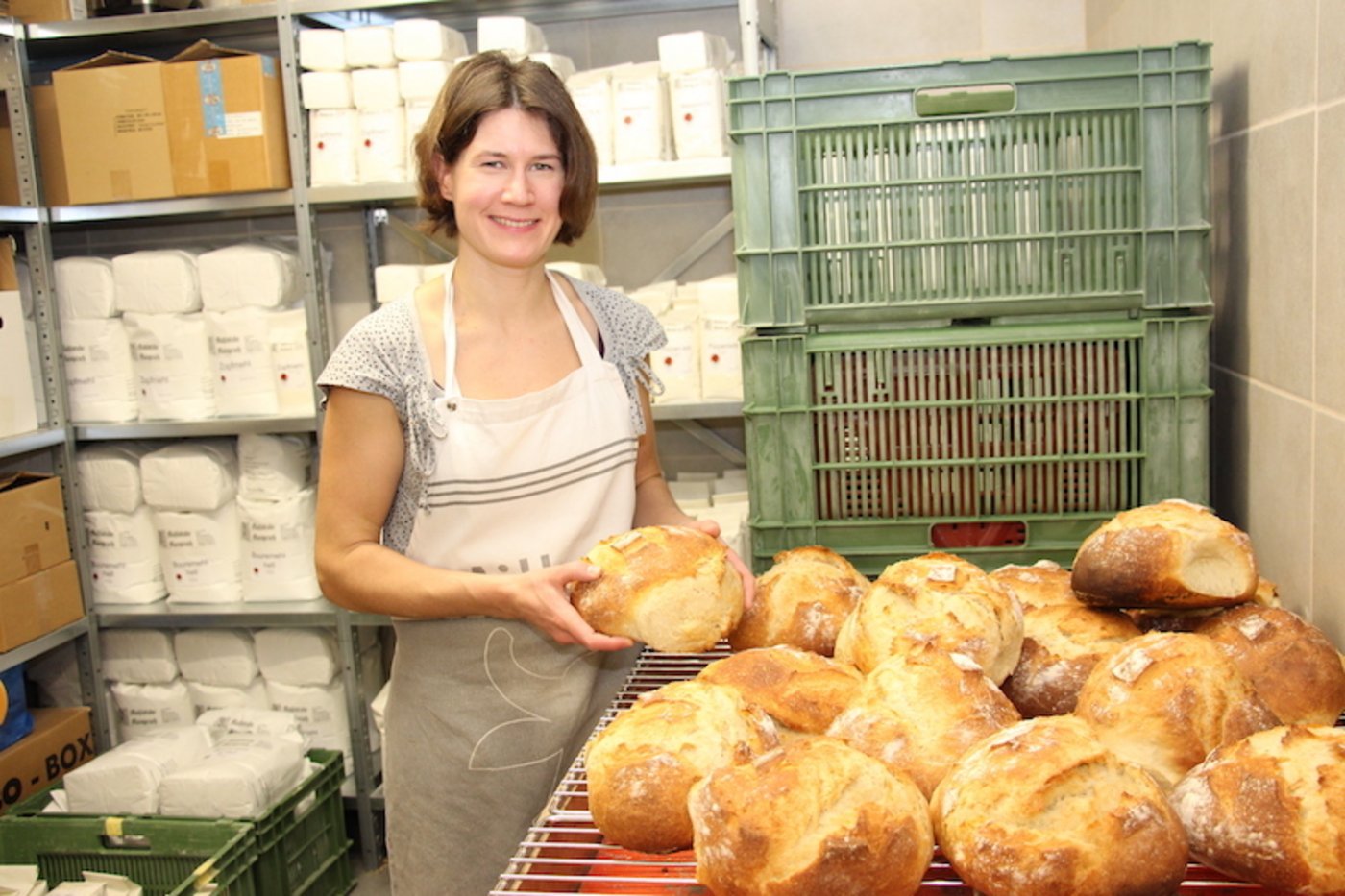 Vor drei Jahren begann Brigitte Thüring zu backen und sie macht es offensichtlich sehr gut. Sie selber macht aktiv keine Werbung für ihre Backwaren. Das machen ihre Kundinnen. (Bild Hans Rüssli)