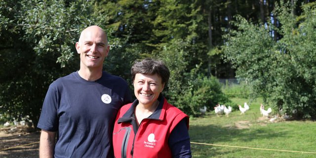 Damaris und Thomas Münger gehen auch auf einzelne Kundenwünsche ein. (Bilder lid)