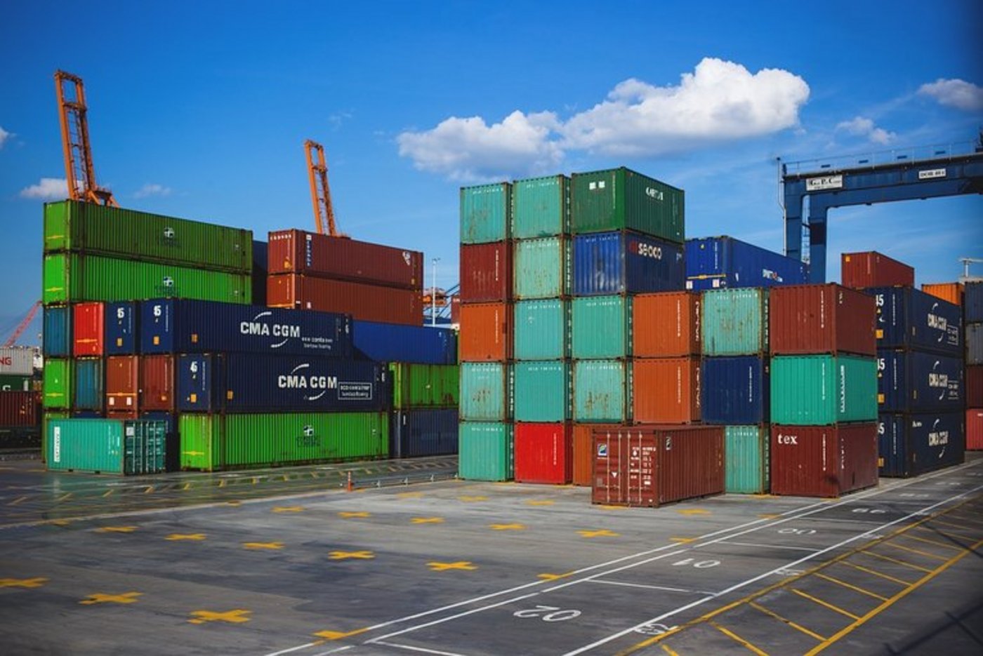 Die Böden solcher Container sollen nun nicht mehr aus Tropenholz, sondern aus Kunststoff gemacht werden. (Bild Pixabay)