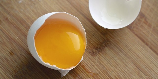 Schweizerinnen und Schweizer mögen Eier definitiv nicht nur an Ostern. (Bild Pixabay)