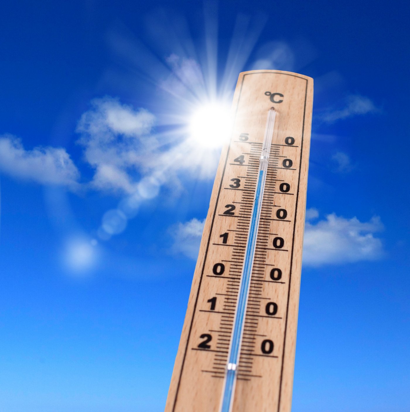 Lange Hitzewellen mit einem täglichen Temperaturmaximum von mindestens 30 Grad sind in der Schweiz häufiger geworden, besonders auf der Alpensüdseite. (Bild Fotolia)