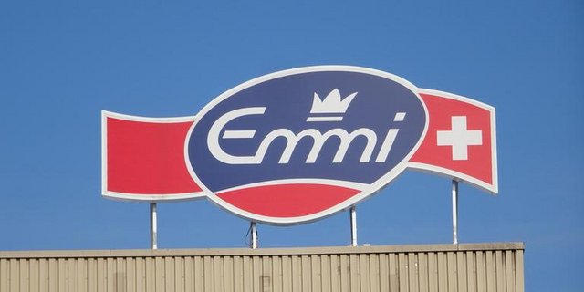 Der ZBV wirft dem Milchverarbeiterkonzern Emmi vor, dessen Marktmacht zu missbrauchen. (Bild mr)