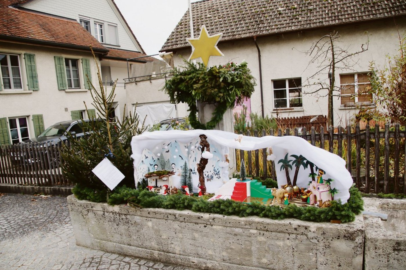 An diesem Brunnen in Rheinau lässt es sich bei einem «Eile mit Weile» eine Zeit lang verweilen. (Bilder Roland Müller)
