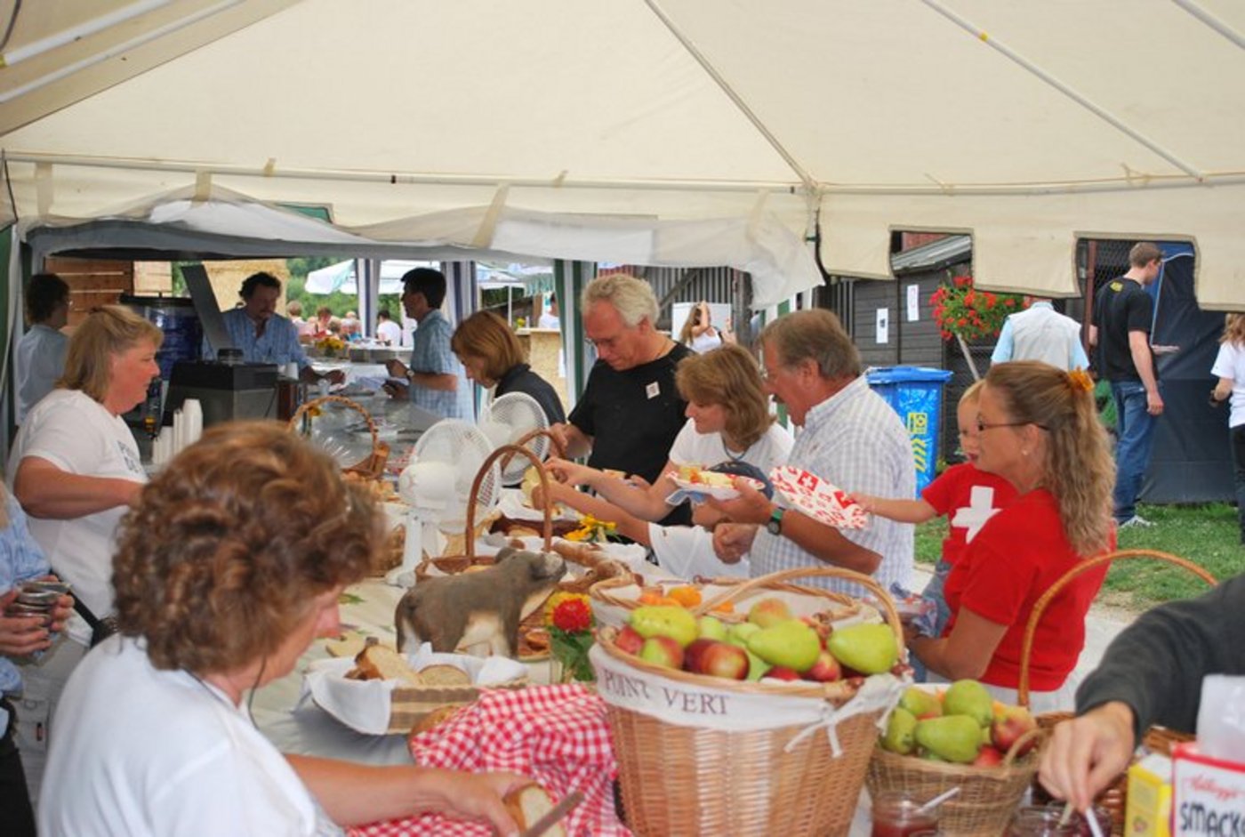 Die Vorbereitungen für den diesjährigen 1. August-Brunch sind in vollem Gange. (Bild lid)