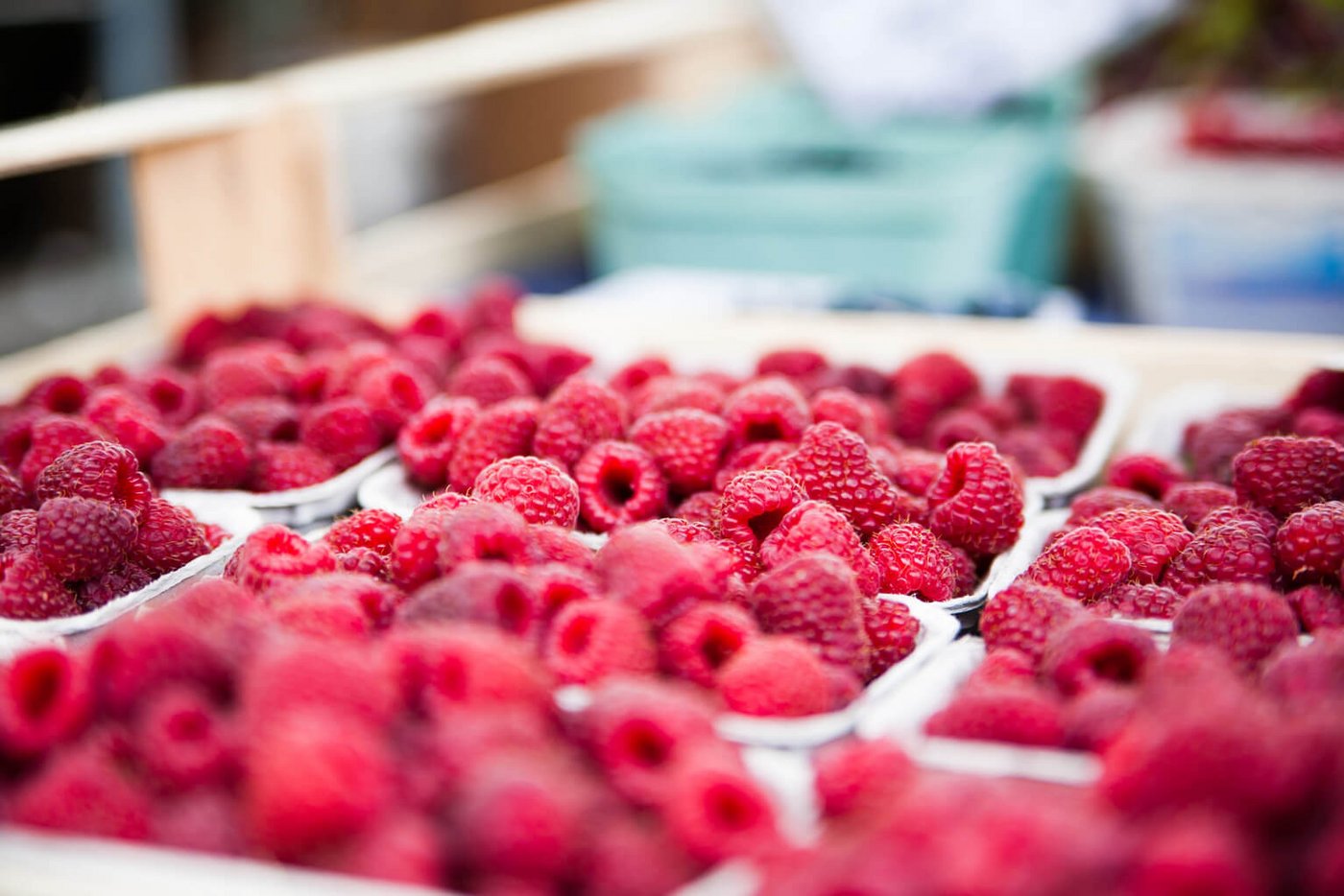 Schon seit dem Altertum werden Himbeeren gesundheitsfördernde Wirkungen nachgesagt. So verfügen sie unter anderem über wertvolle Mineralstoffe, Fruchtsäure, Fruchtzucker und einen hohen Vitamin-C-Gehalt. (Bild Pixabay)