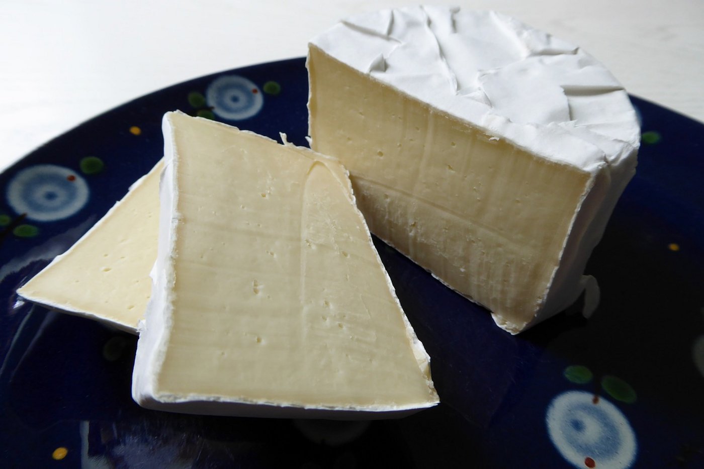 Für Aufsehen sorgten in der Vergangenheit vor allem grössere Ausbrüche von Listeriose, die auf den Genuss von Weichkäse zurückgeführt werden konnten. (Symbolbild Pixabay)