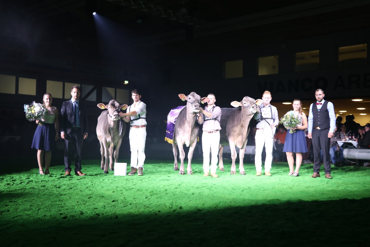 Champion Felder's Norwin Noreen von Pascal Felder aus Marbach LU; Reserve Champion Philipp's Norwin Timora von Philipp Zweifel aus Linthal GL; Mention honorable Hofstetter's Norwin Namika von Elmar Hofstetter aus Entlebuch LU. (Bild Ruth Aerni)