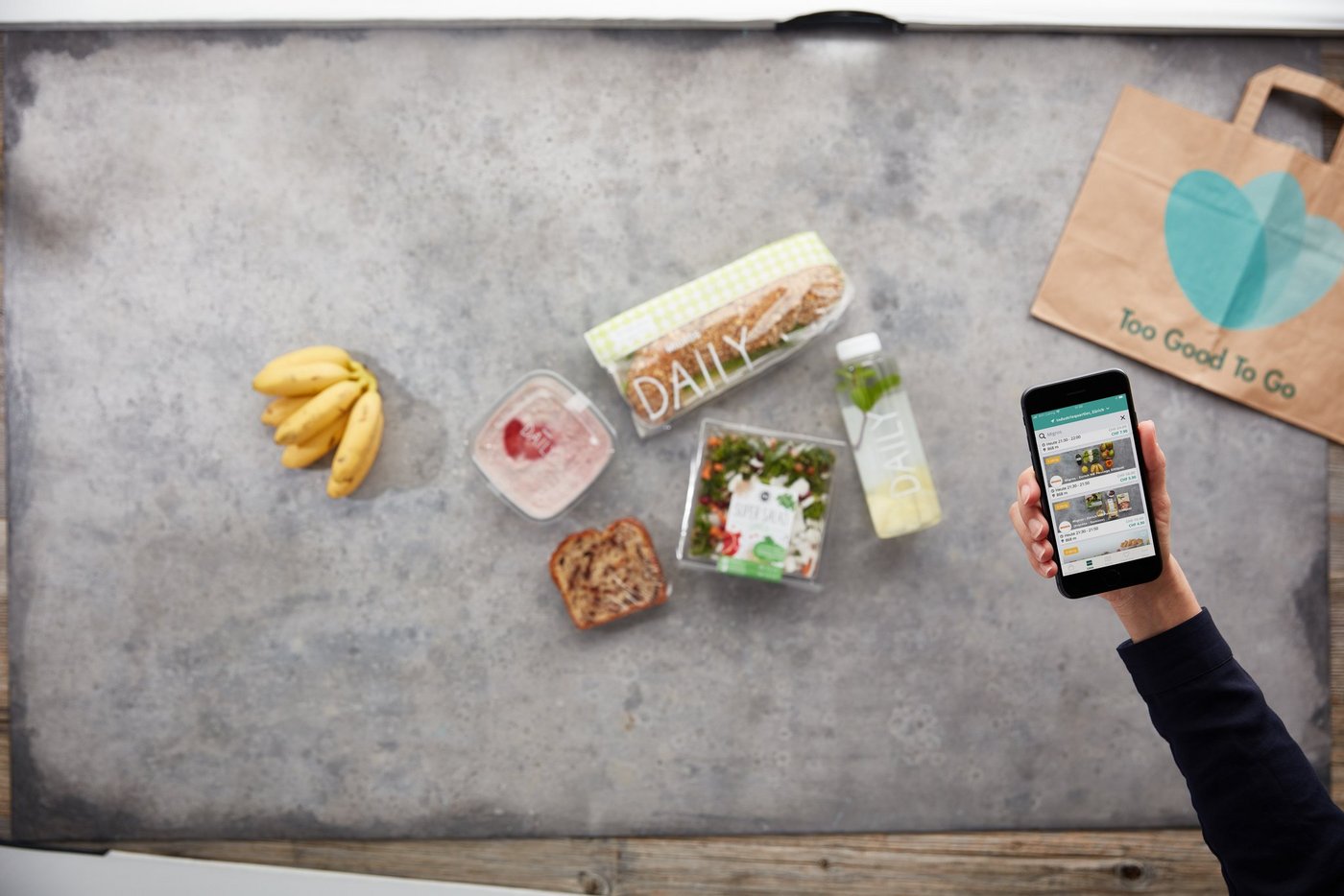 Dank der App können Lebensmittel aus den Migros-Filialen, Migros-Restaurants und- Take aways vor dem Verderben gerettet werden. (Bild Migros)