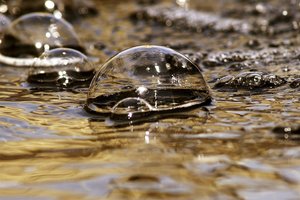 Woher kommt das Chlorothalonil im Grundwasser? Chlorothalonil-Metaboliten wurden in hohen Konzentrationen besonders im Mittelland grossflächig im Grundwasser gefunden, so das Bafu. (Bild Pixabay)