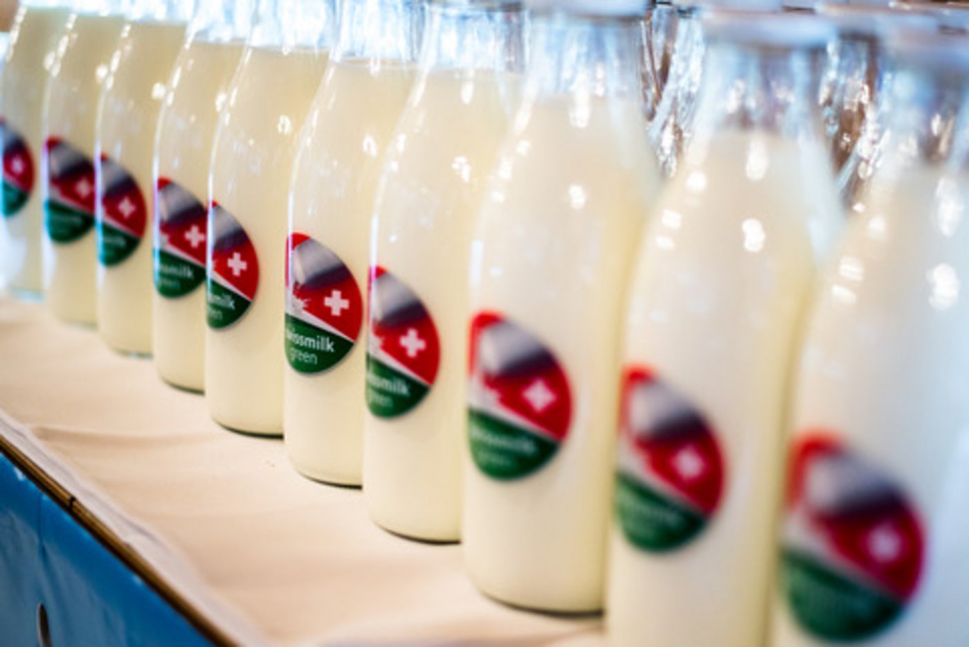 Bereits 20 Firmen zeichnen ihre Produkte mit "Swissmilk Green" aus oder verkaufen unter dem Kennzeichen. (Bild BauZ)