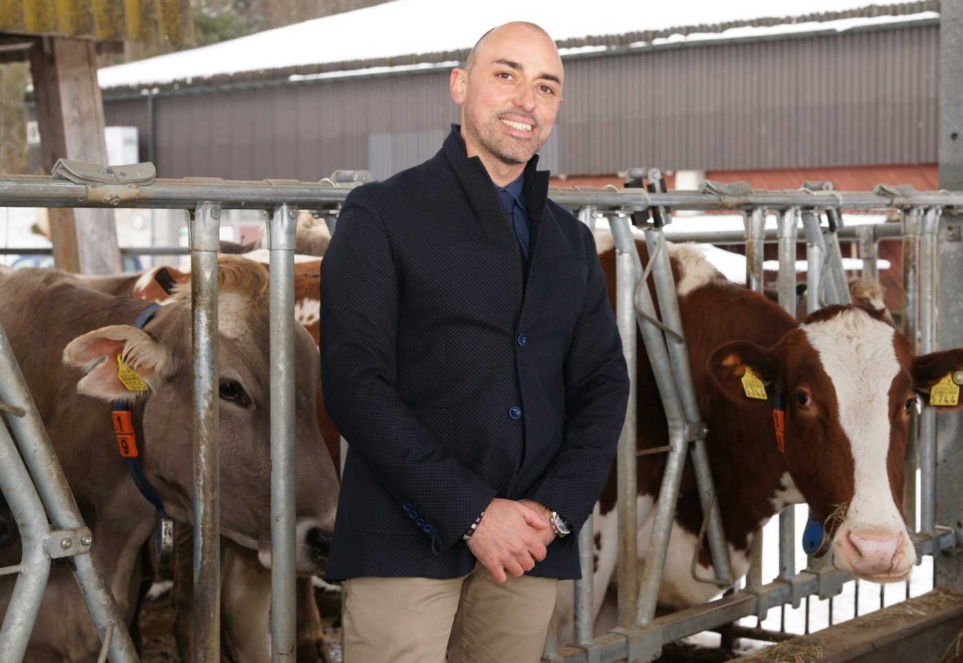 «Neben seiner vielseitigen Berufs- und Führungserfahrung bringt Joël Bérard fundiertes Wissen im Bereich Tiere und Tiergesundheit mit», teilt Agroscope in einer Medienmitteilung mit. (Bild Agroscope)