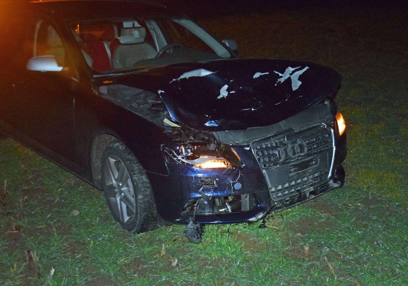Das Unfallauto erlitt Totalschaden. (Bild Luzerner Polizei) 