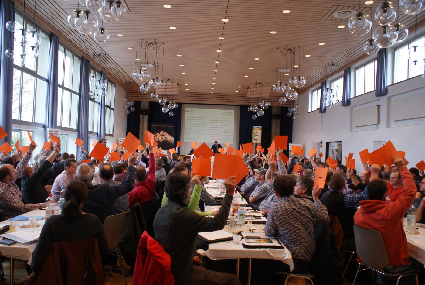 Die Resolution wurde von den Delegierten der Getreideproduzenten einstimmig angenommen.