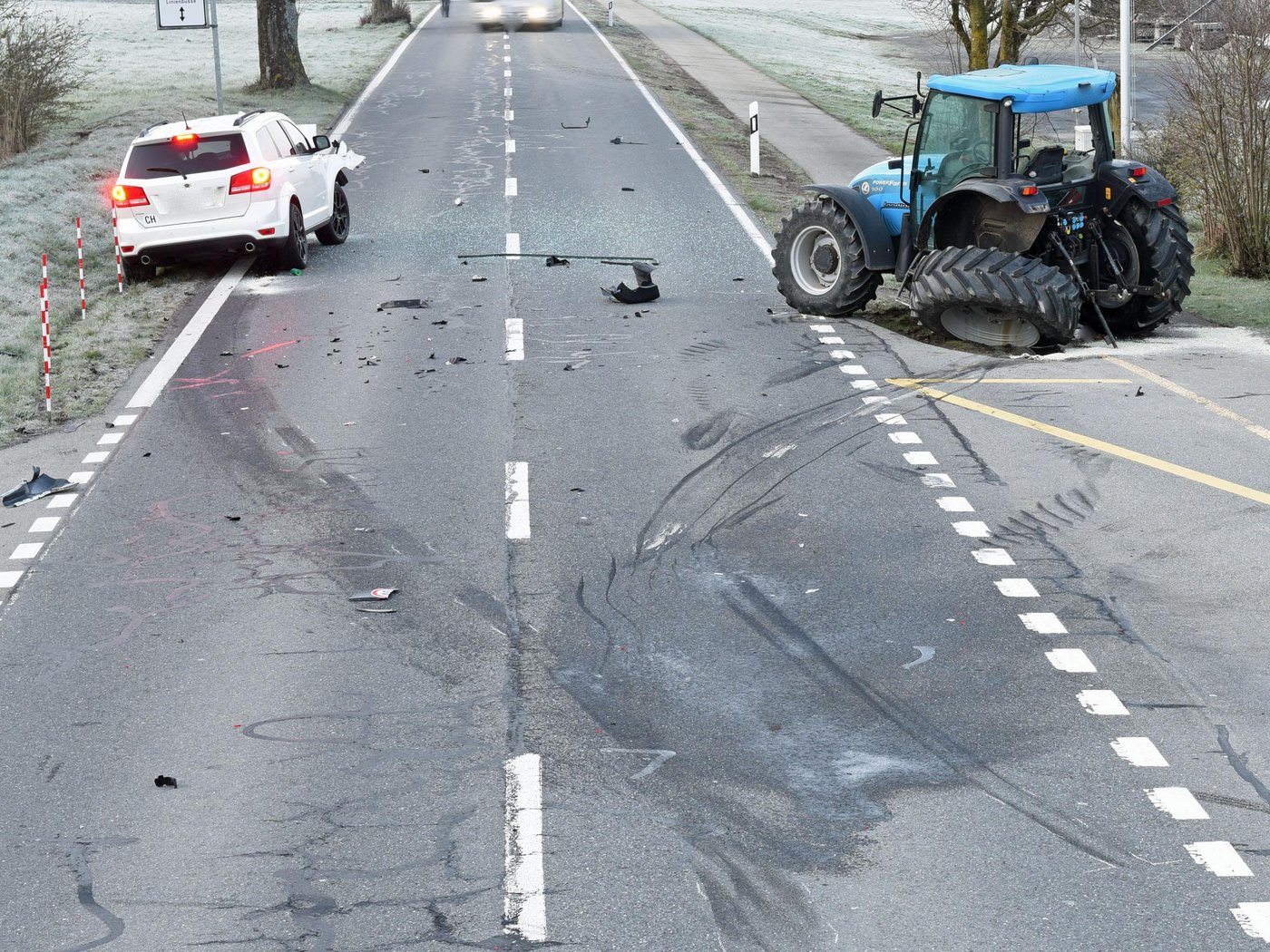 Beim Unfall sei ein Sachschaden von rund 40 000 Franken entstanden. (Bilder Kapo Luzern)