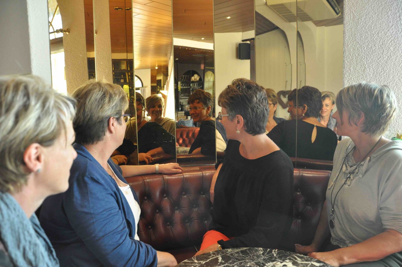 Helene Reicherter, Regula Sturzenegger, Esther Grässli und Esther Stricker nutzen ihre soziale Fachkompetenz für einen Kurs für Bäuerinnen. (Bild nb)