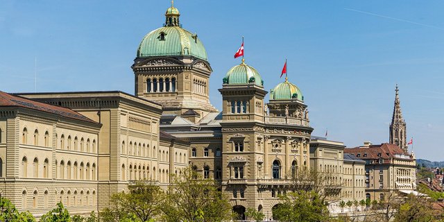 Die WAK-N schliesst sich dem Ständerat an und unterstützt die Sistierung der AP 22+. (Bild Pixabay)