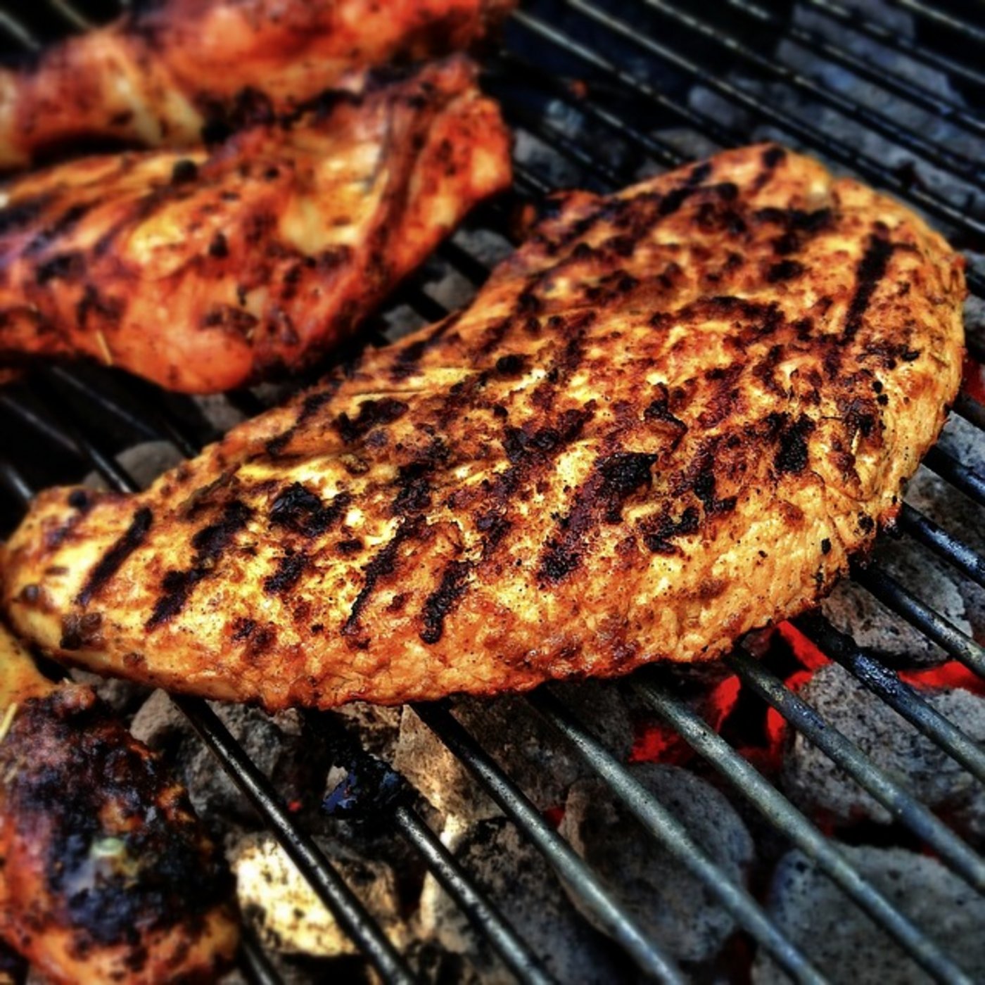 Der Pro Kopf Konsum von Fleisch hat im vergangen Jahr sieben Prozent abgenommen, wie Zahlen des BLW zeigen. (Bild pixabay)