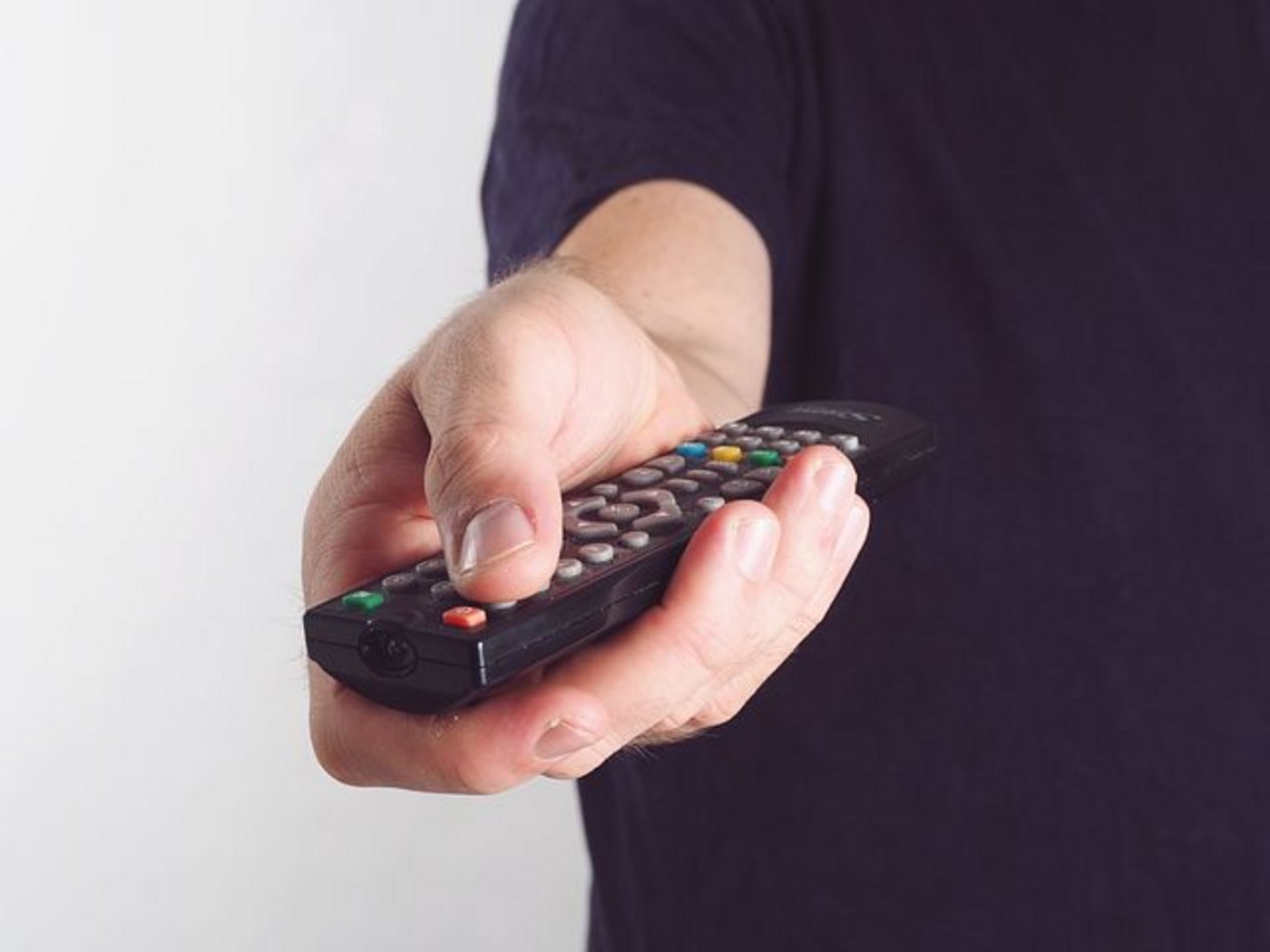 Mit der «No Billag»-Initiative dürfte die Vielfalt im Fernsehprogramm deutlich abnehmen. (Bild Pixabay)