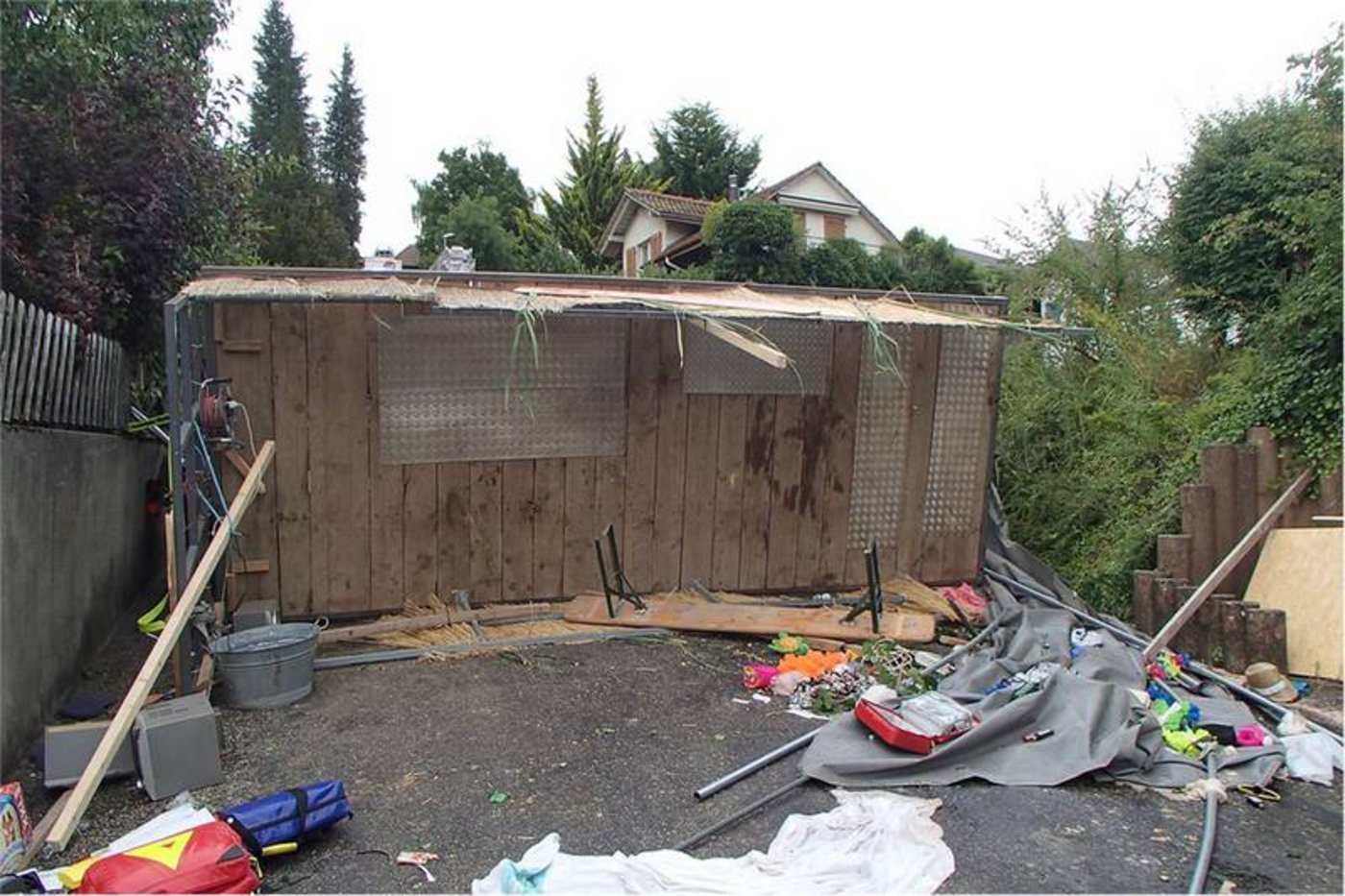 Die Bremsen des Unfall Anhängers haben nicht funktioniert. (Bild: Kapo Aargau)