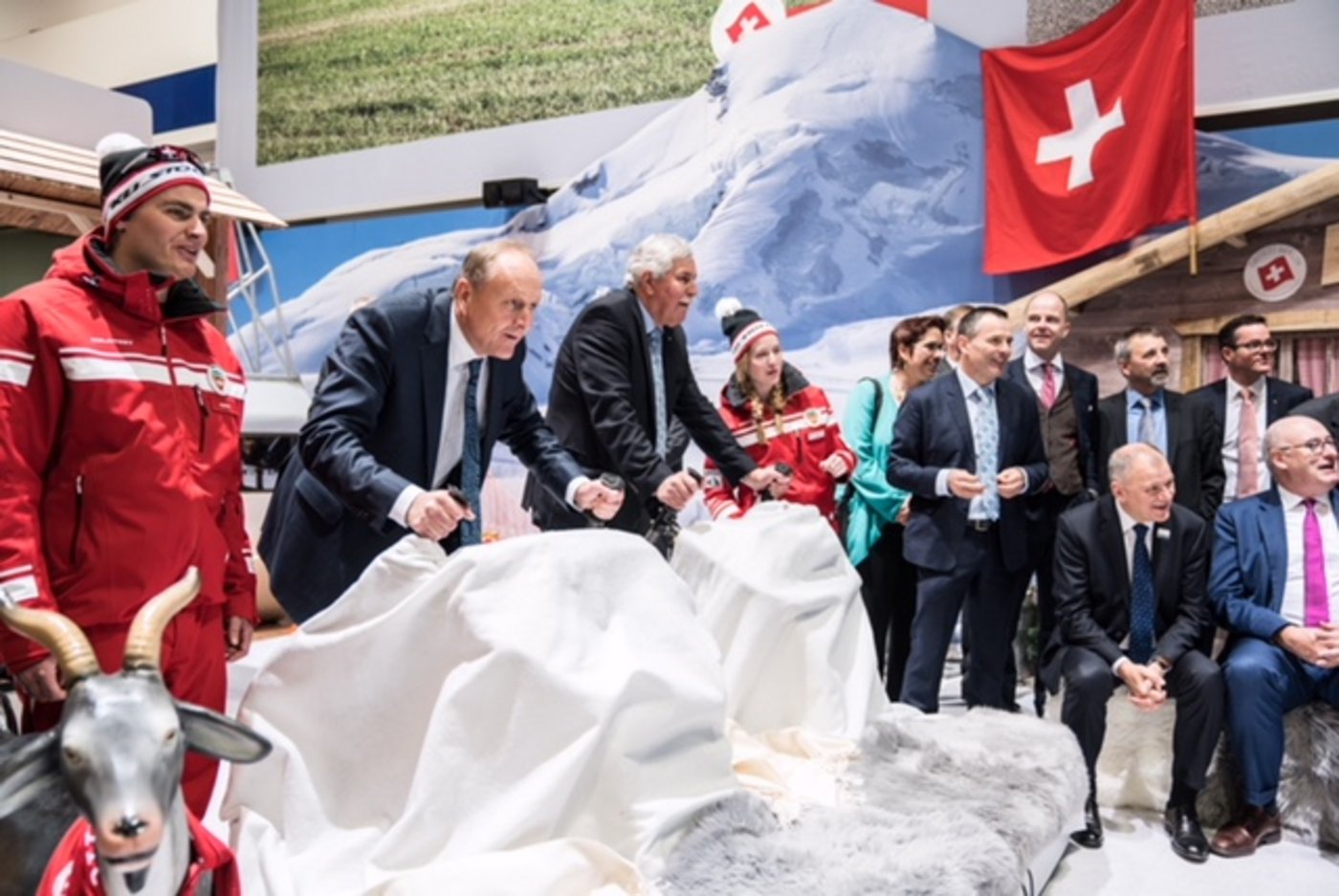 Bäuerliches Skiduell Schweiz gegen Deutschland: Alt-Nationalrat Hansjörg Walter, Ehrenpräsident Schweizer Bauernverband gegen Joachim Rukwied, Präsident Deutscher Bauernverband. 