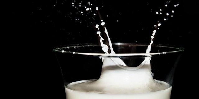 Dass die BOM den neuen Regeln für die beiden Fond Rohstoffverbilligung und Regulierung ohne Gegenstimme zugestimmt hat, bringt das Fass für Big-M zum Überlaufen. Offenbar seien Produzenten schlecht vertreten. (Bild Manolo Franco/Pixabay) 