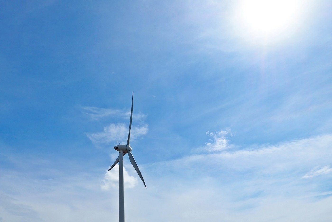 Der Windpark soll 10 Prozent des kantonalen Strombedarfs in Neuenburg decken können. Die Investitionen belaufen sich laut Verrivent auf 140 Millionen Franken. (Bild kie-ker/Pixabay)