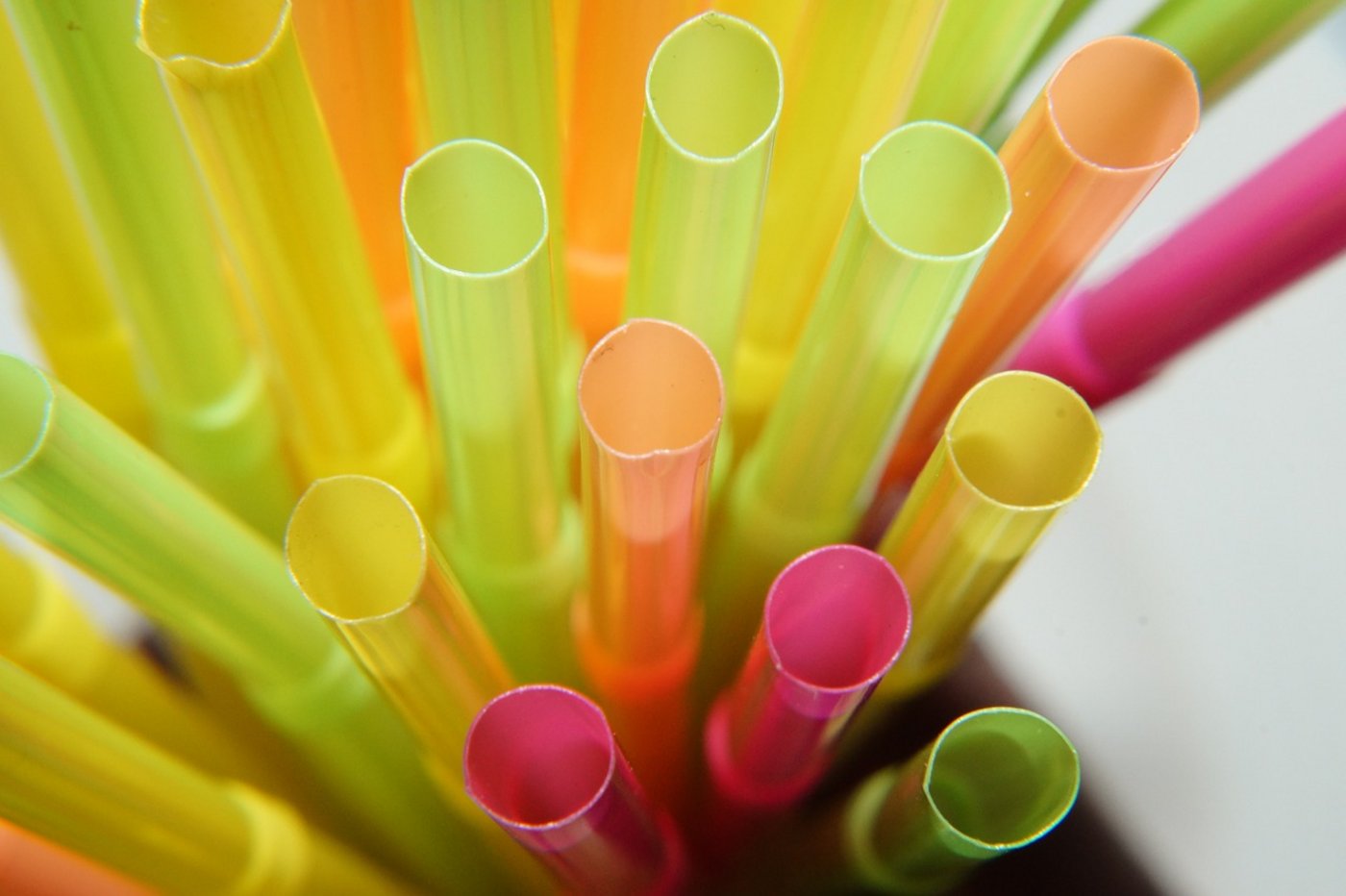 Plastik-Röhrli soll es in der EU bald nicht mehr zu kaufen geben. (Bild Pixabay)