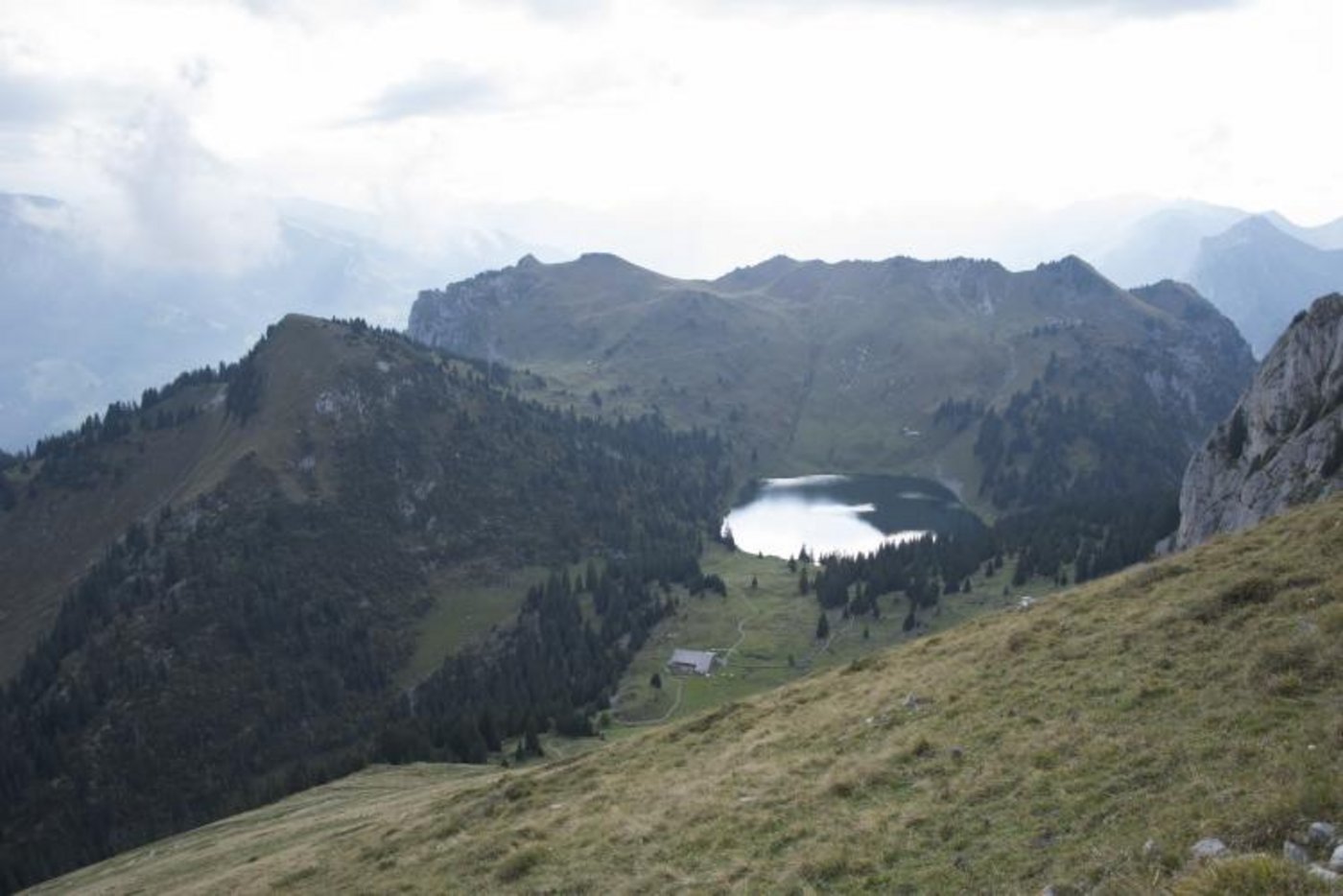 Eindrücke von der Oberstockenalp. (Bild Vreni und Werner Bühler)