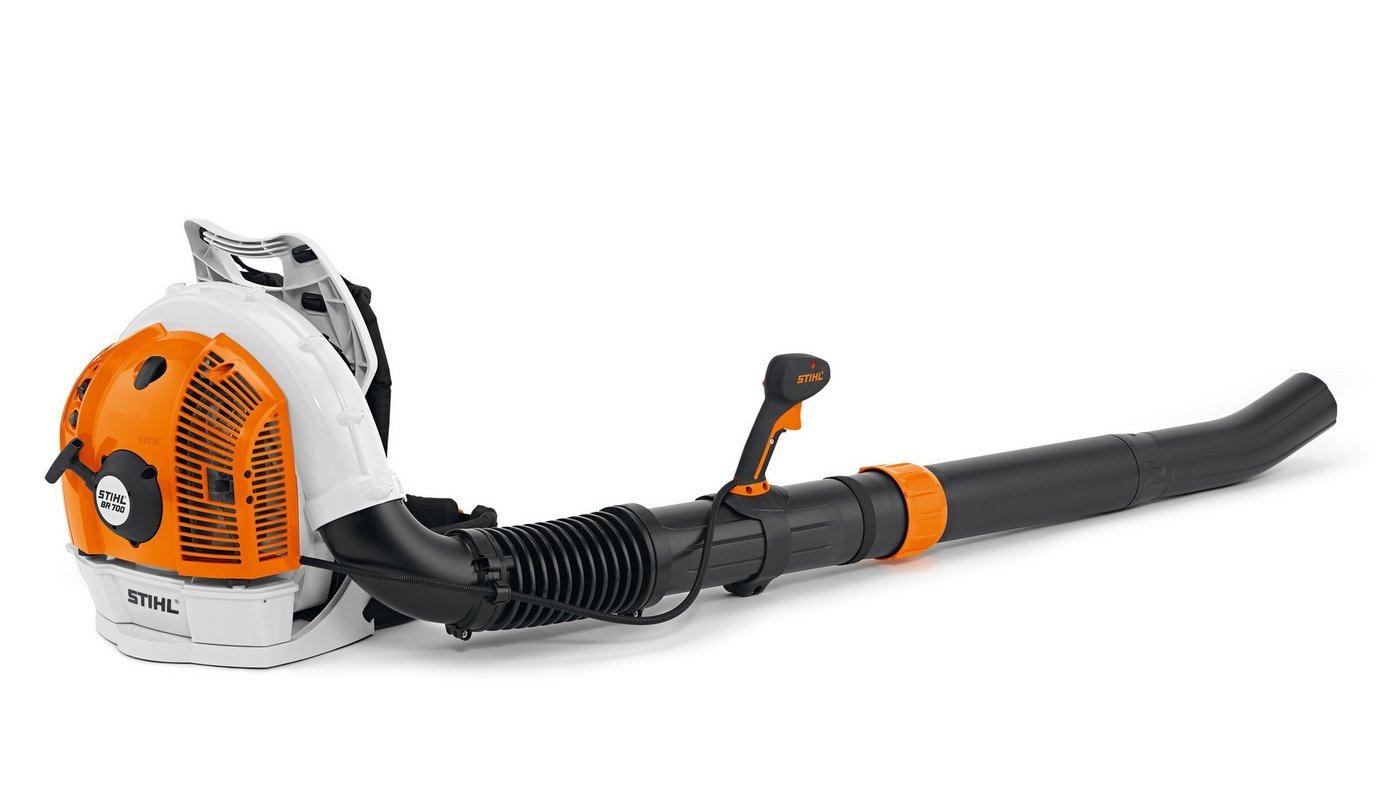 Anpassungskünstler: Die Länge des Blasrohrs sowie die Position des Haltegriffes kann der Anwender beim STIHL BR 700 werkzeuglos auf sich anpassen. (Bilder STIHL)