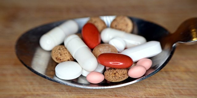 Der Einsatz von Antibiotika müsse verringert werden, damit deren Wirkung erhalten bleibt, sodas BLV. (Bild pixabay)