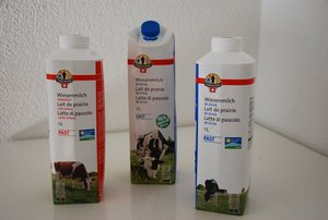 5 Rp. mehr als Starthilfe für Wiesenmilch-Produzenten bei Aaremilch Gute Nachricht für die Migros-Wiesenmilchproduzenten. Rückwirkend ab Februar erhalten die Produzenten weitere 5 Rp. als Starthilfe. (Bild Archiv)