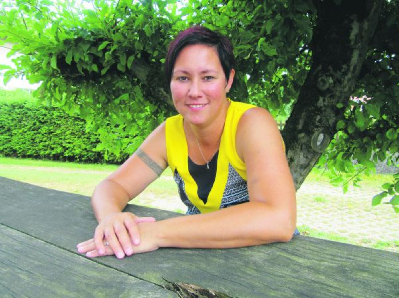 Amina Lamprechts offenes und interessiertes Wesen brachte sie schon weit in der Welt herum. Aber auch in die Herzen der Familie ihres Ehemannes. (Bild Margreth Rinderknecht)